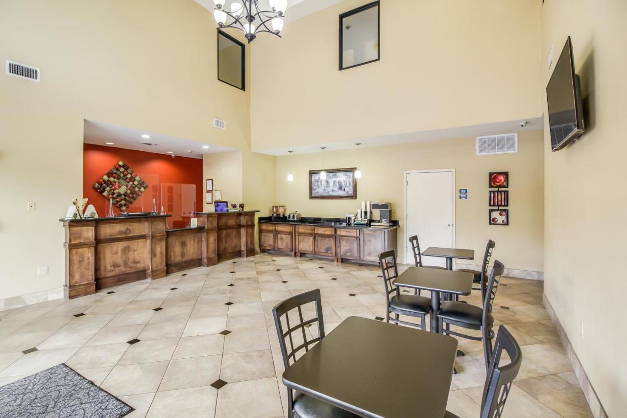 Americas Best Value Inn & Suites Tomball Exterior foto